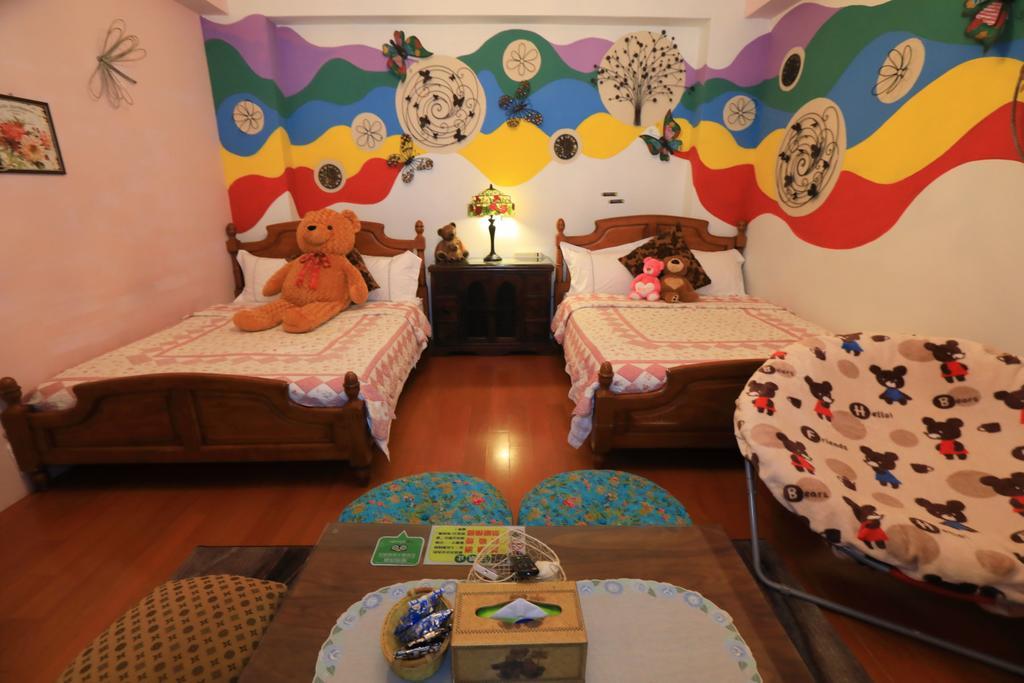 Bearbear Homestay Хуалянь Екстер'єр фото